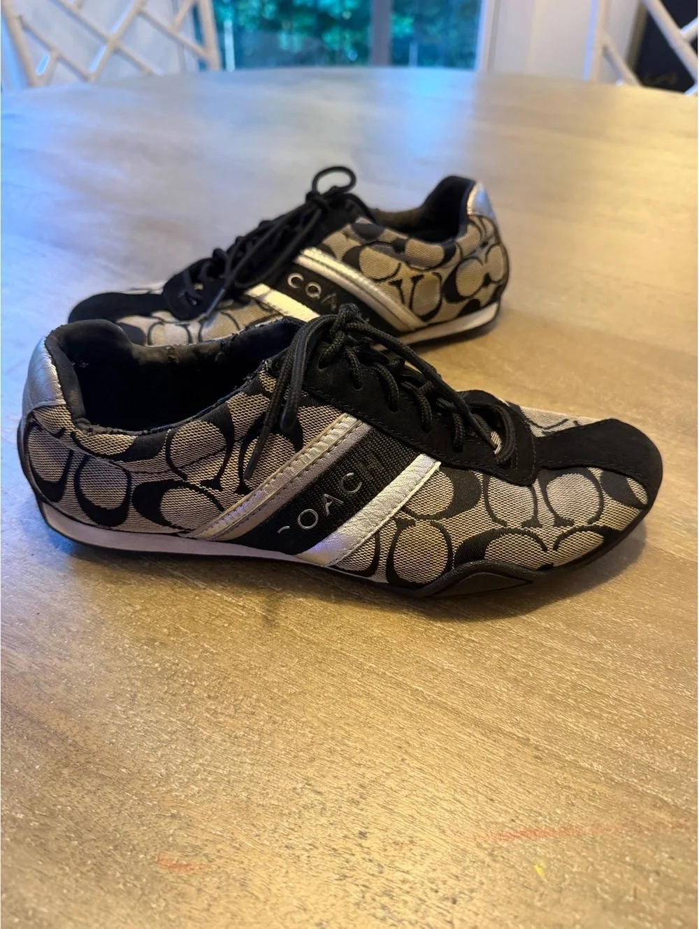 Coach Jayme Sneakers Signature Logo 7.5